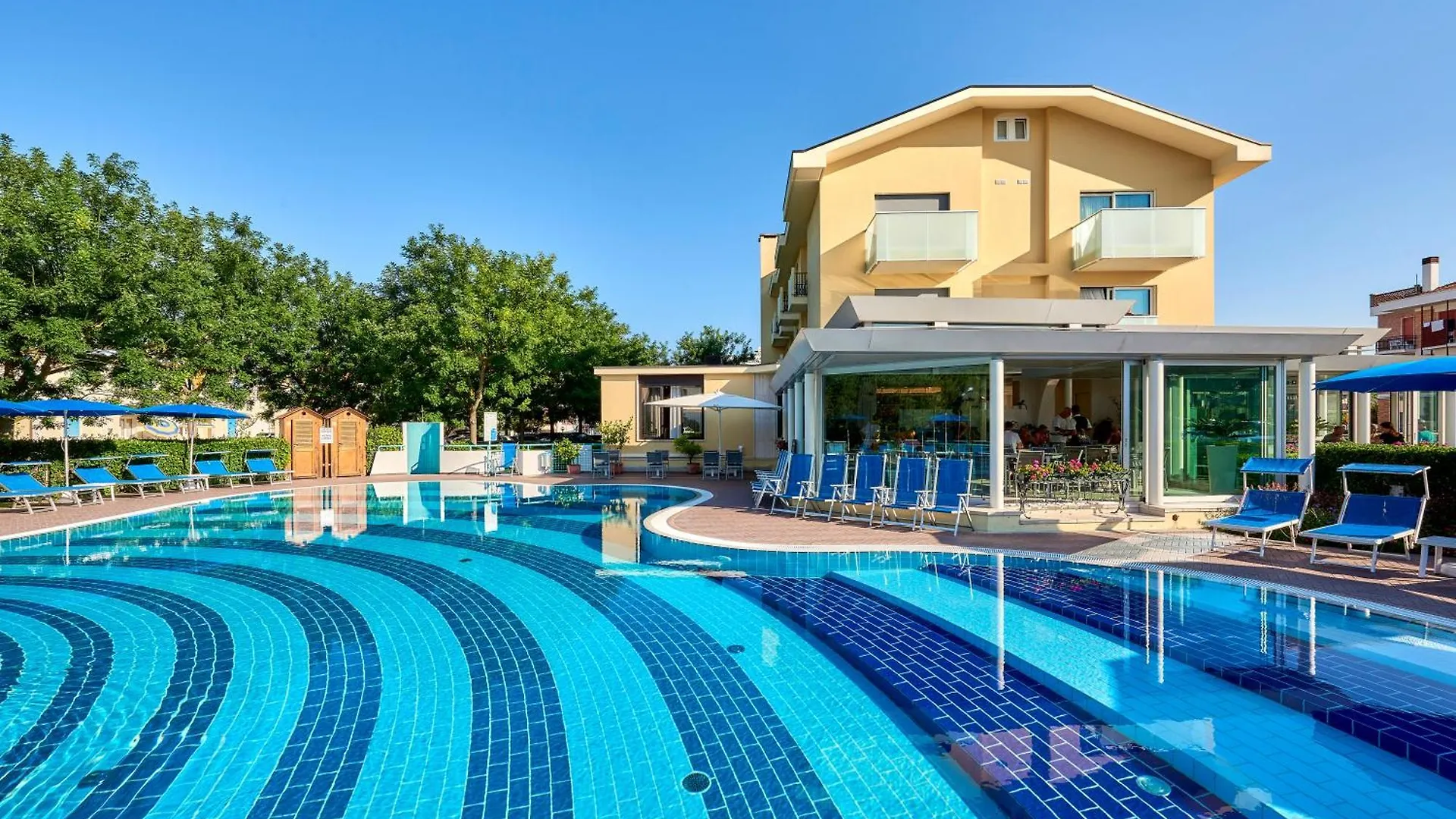 Junior Family Hotel Cavallino-Treporti 3*,